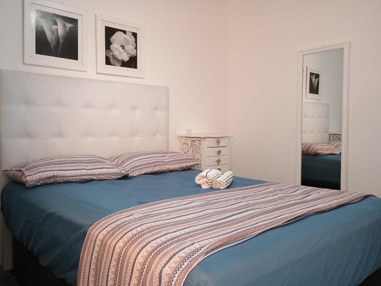 Apartamento Charmoso Em Frente A Praia Em Cabo Frio Exterior photo